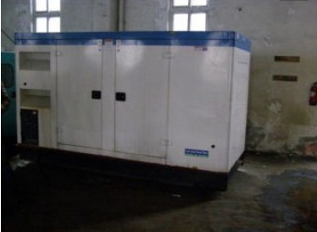 大宁康明斯150kw大型柴油二手发电机组